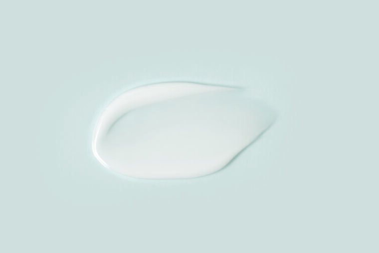 Kaip asilės pienas sustiprina anti-aging odos priežiūrą