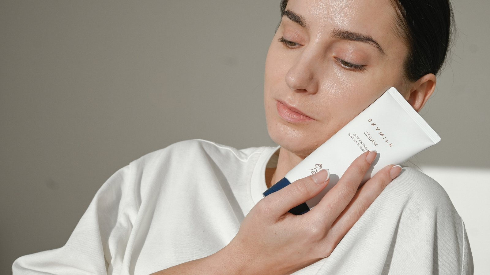 Orange Simple Breaking News